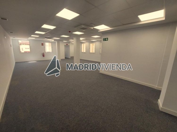 oficina en alquiler en Sol (Distrito Centro. Madrid Capital) por 4.928 €