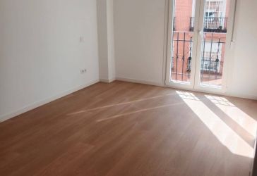 piso en venta en Palos de Moguer (Distrito Arganzuela. Madrid Capital) por 360.000 €