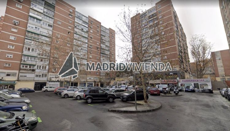 piso en venta en Barrio del Pilar (Distrito Fuencarral. Madrid Capital) por 199.000 €