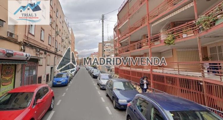 piso en venta en Almendrales (Distrito Usera. Madrid Capital) por 107.500 €