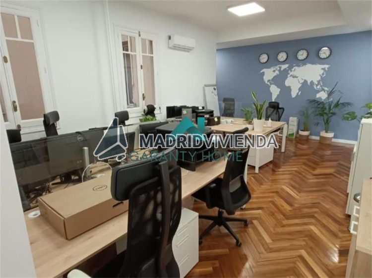 oficina en alquiler en Almagro (Distrito Chamberí. Madrid Capital) por 4.500 €