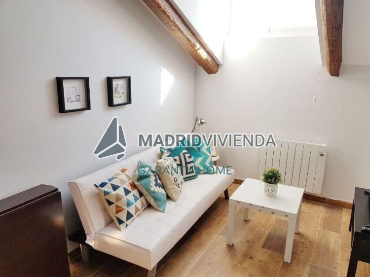 piso en alquiler en Embajadores (Distrito Centro. Madrid Capital) por 1.300 €