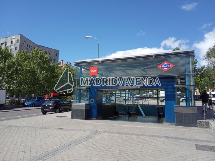 nave / local en venta en Buenavista (Distrito Carabanchel. Madrid Capital) por 120.000 €