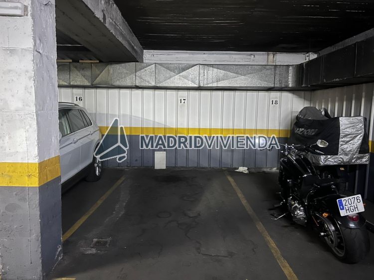 garaje en venta en Peñagrande (Distrito Fuencarral. Madrid Capital) por 100.000 €