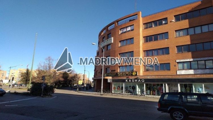 nave / local en venta en Los Ángeles (Distrito Villaverde. Madrid Capital) por 195.300 €