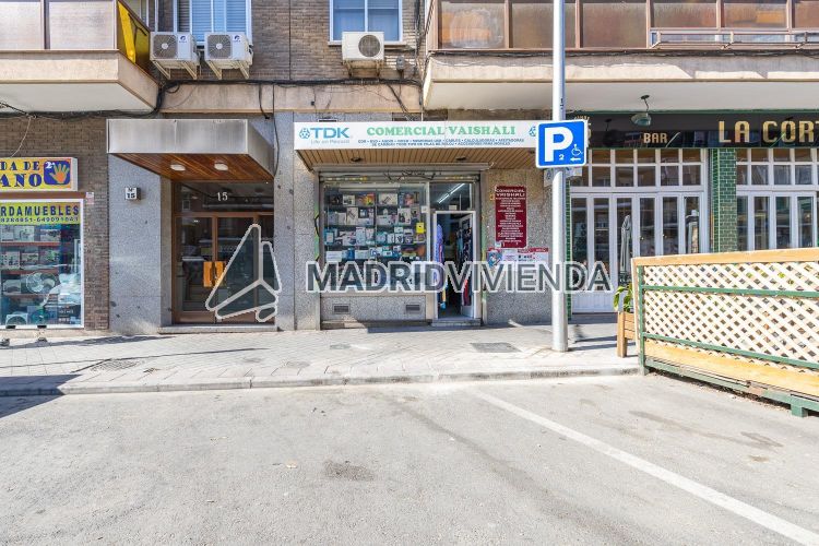 nave / local en venta en Vista Alegre (Distrito Carabanchel. Madrid Capital) por 143.000 €