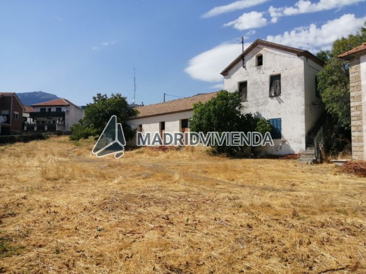 terreno en venta en Miraflores De La Sierra por 750.000 €
