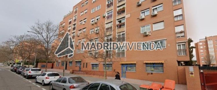 nave / local en alquiler en Buenavista (Distrito Carabanchel. Madrid Capital) por 1.400 €