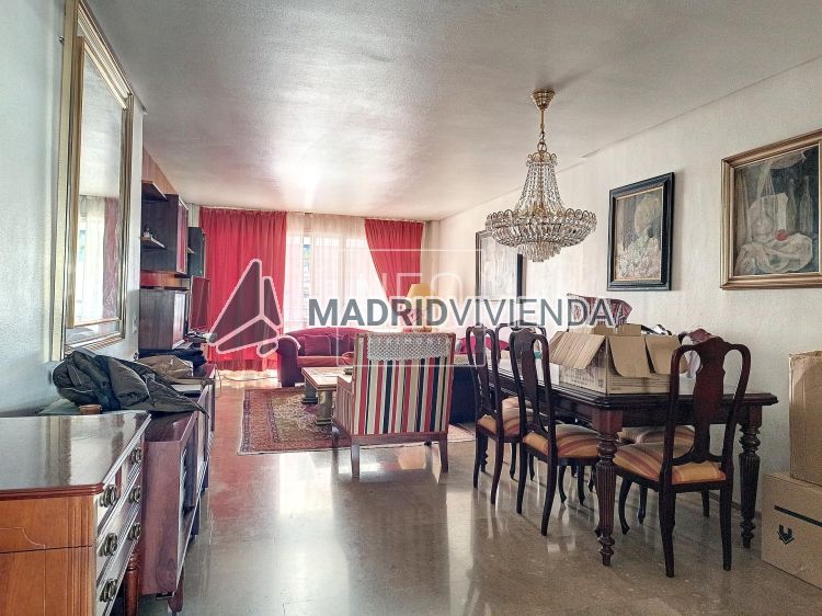 piso en venta en San Pascual (Distrito Ciudad Lineal. Madrid Capital) por 990.000 €
