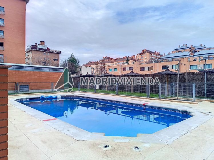 piso en venta en Butarque (Distrito Villaverde. Madrid Capital) por 250.000 €