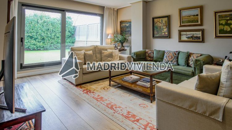 chalet pareado en venta en El olivar de Mirabal (Boadilla Del Monte) por 850.000 €