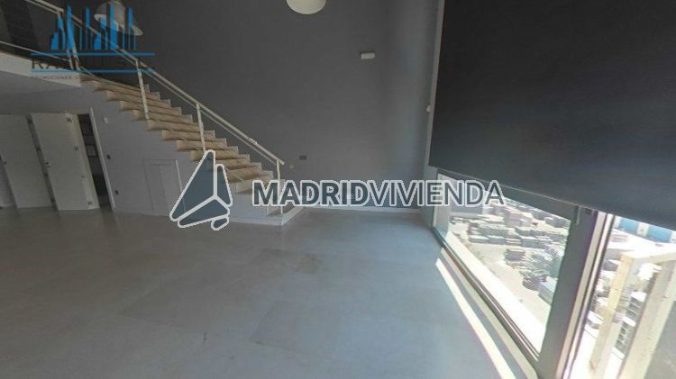 nave / local en venta en San Andrés (Distrito Villaverde. Madrid Capital) por 127.000 €