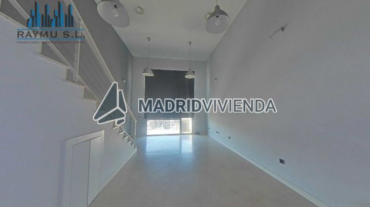 nave / local en venta en San Andrés (Distrito Villaverde. Madrid Capital) por 127.000 €