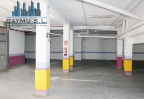 garaje en venta en Ciudad Universitaria (Distrito Moncloa. Madrid Capital) por 1.450 €