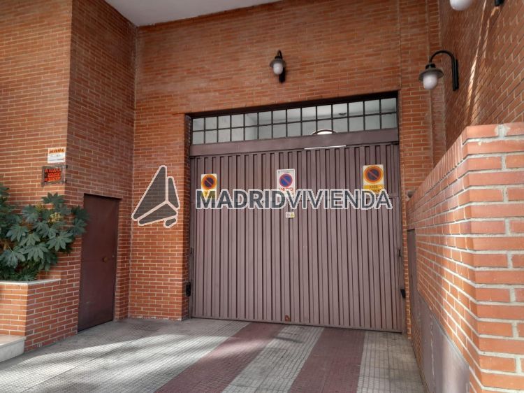 garaje en venta en Valdeacederas (Distrito Tetuán. Madrid Capital) por 10.000 €