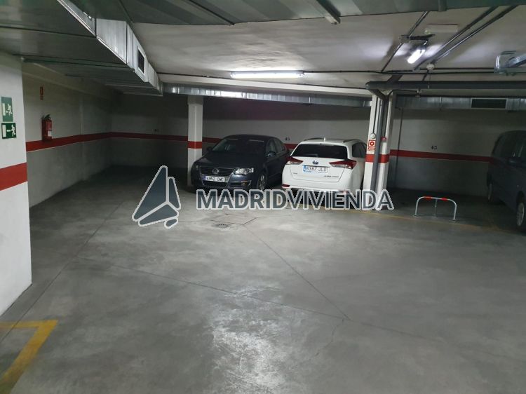 garaje en venta en Fuente del Berro (Distrito Salamanca. Madrid Capital) por 60.000 €