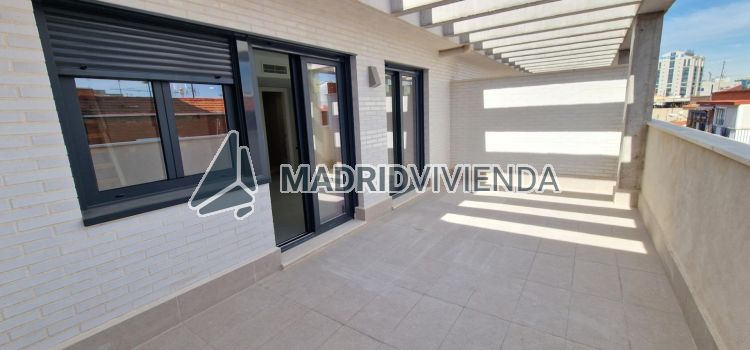 ático en venta en San Diego (Distrito Puente de Vallecas. Madrid Capital) por 354.000 €