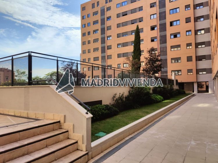 piso en venta en Palomeras Sureste (Distrito Puente de Vallecas. Madrid Capital) por 385.000 €