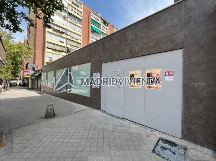 nave / local en venta en Peñagrande (Distrito Fuencarral. Madrid Capital) por 369.600 €