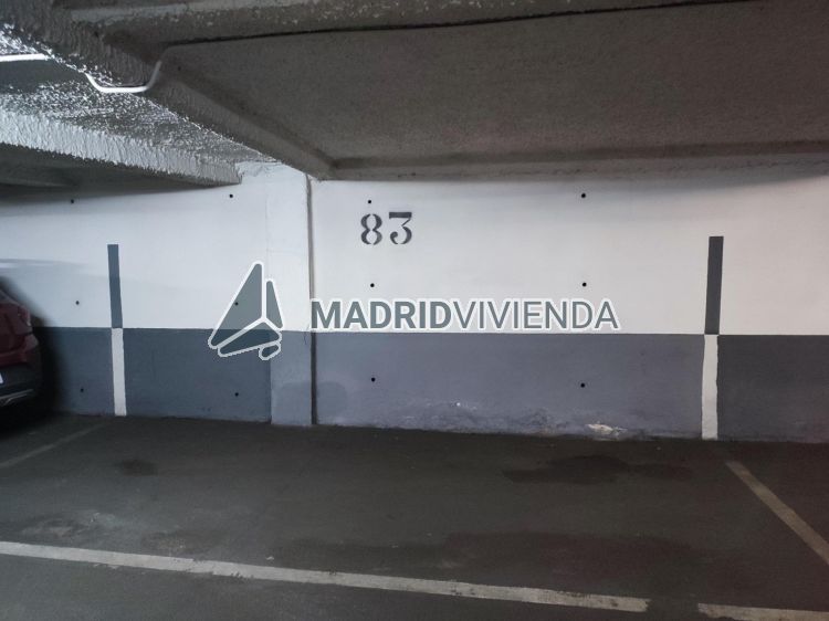 garaje en venta en Universidad (Distrito Centro. Madrid Capital) por 38.000 €