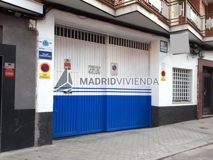 nave / local en alquiler en Ventas (Distrito Ciudad Lineal. Madrid Capital) por 1.600 €