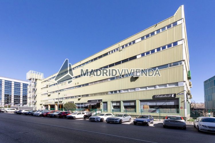 nave / local en venta en Valdefuentes-Valdebebas (Distrito Hortaleza. Madrid Capital) por 460.000 €