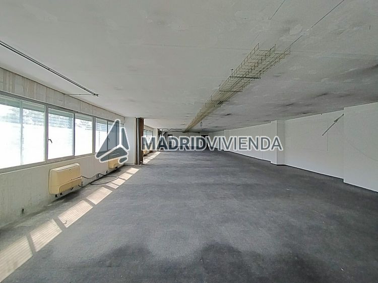 oficina en alquiler en Pol. industrial norte (San Sebastián De Los Reyes) por 1.300 €