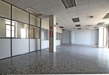 oficina en alquiler en Rejas (Distrito San Blas. Madrid Capital) por 2.200 €