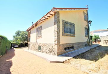 casa / chalet en venta en Valdemorillo por 399.500 €