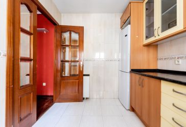 piso en venta en Quintana (Distrito Ciudad Lineal. Madrid Capital) por 250.000 €