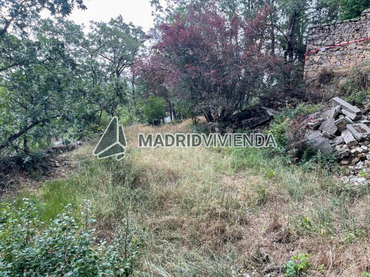 terreno en venta en Miraflores De La Sierra por 128.000 €