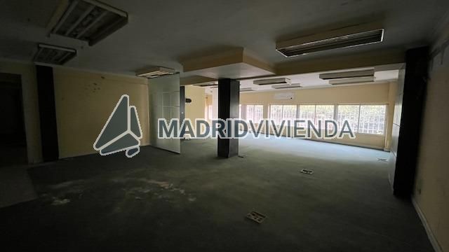 nave / local en venta en Valdezarza (Distrito Moncloa. Madrid Capital) por 220.000 €