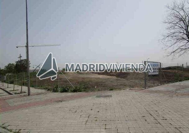 terreno en venta en Butarque (Distrito Villaverde. Madrid Capital) por 669.500 €