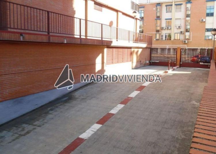 garaje en venta en Piovera (Distrito Hortaleza. Madrid Capital) por 41.700 €