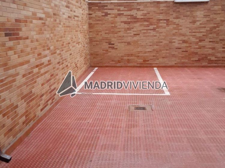 garaje en venta en Valdeacederas (Distrito Tetuán. Madrid Capital) por 12.900 €