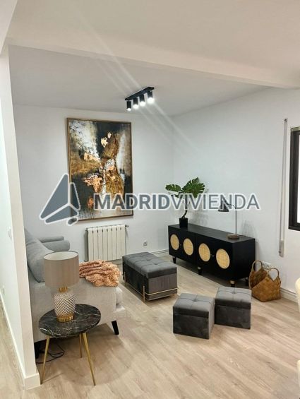 piso en venta en Quintana (Distrito Ciudad Lineal. Madrid Capital) por 375.000 €