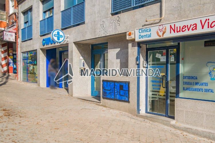 nave / local en venta en Pueblo Nuevo (Distrito Ciudad Lineal. Madrid Capital) por 325.000 €