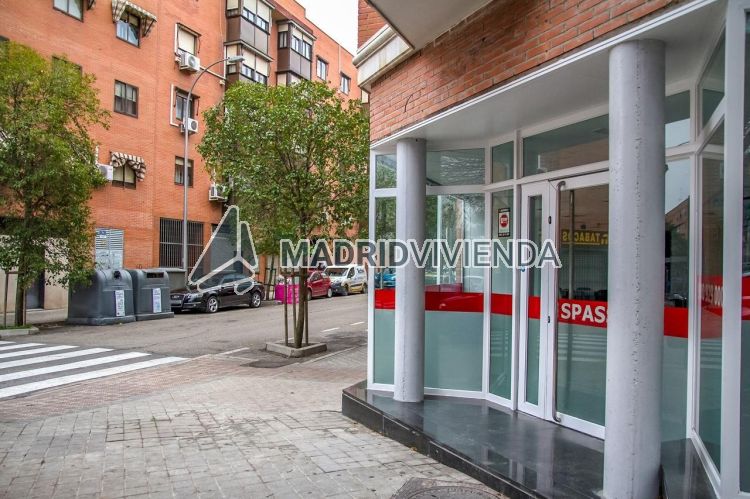 nave / local en venta en Los Rosales (Distrito Villaverde. Madrid Capital) por 309.000 €