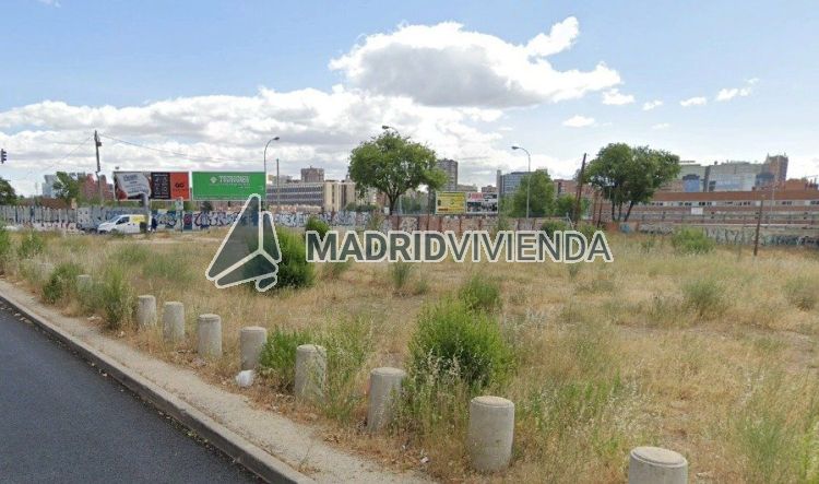 terreno en venta en Castilla (Distrito Chamartín. Madrid Capital) por 8.000.000 €