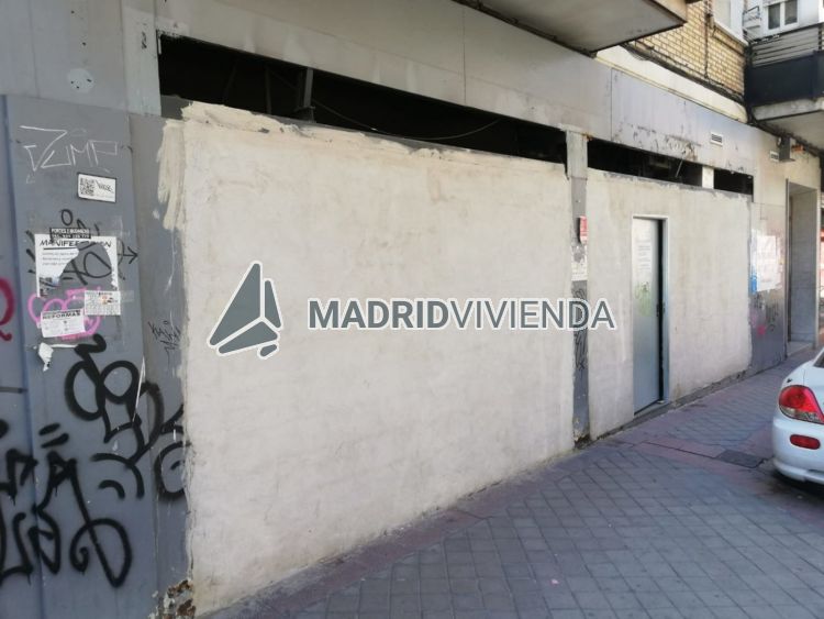 nave / local en venta en Puerta Bonita (Distrito Carabanchel. Madrid Capital) por 405.500 €