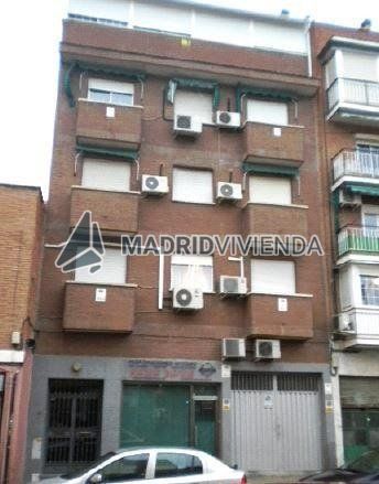 garaje en venta en Entrevías (Distrito Puente de Vallecas. Madrid Capital) por 112.000 €