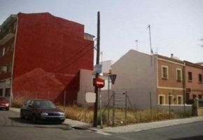 terreno en venta en San Andrés (Distrito Villaverde. Madrid Capital) por 180.000 €