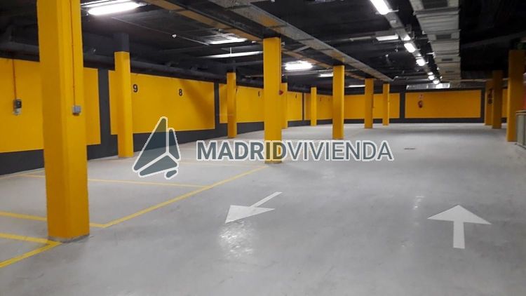 garaje en alquiler en Aravaca (Distrito Moncloa. Madrid Capital) por 85 €