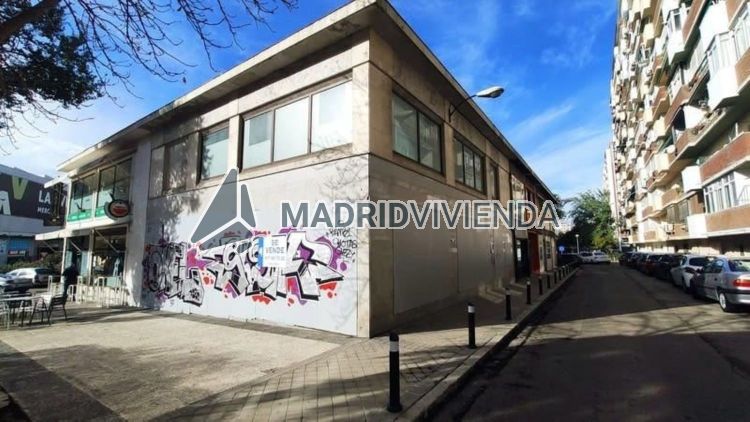 nave / local en venta en Concepción (Distrito Ciudad Lineal. Madrid Capital) por 1.039.600 €