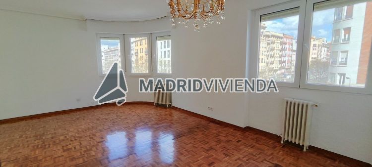 piso en alquiler en Ibiza (Distrito Retiro. Madrid Capital) por 2.800 €