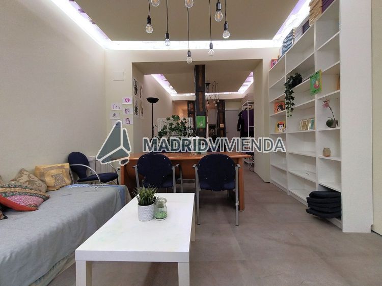 piso en alquiler en Embajadores (Distrito Centro. Madrid Capital) por 1.250 €