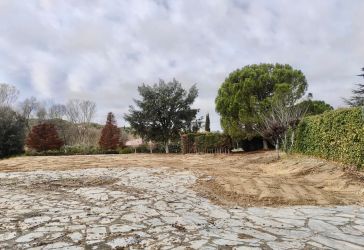 terreno en venta en Villafranca Del Castillo por 730.000 €