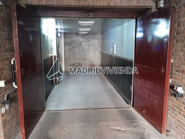 garaje en venta en Fuente del Berro (Distrito Salamanca. Madrid Capital) por 27.000 €