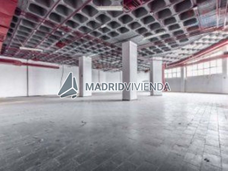 nave / local en venta en Valdefuentes-Valdebebas (Distrito Hortaleza. Madrid Capital) por 1.100.000 €