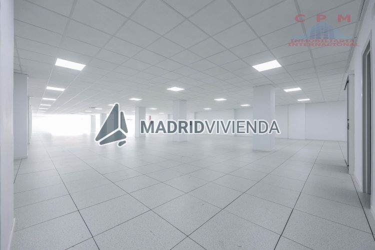 oficina en alquiler en Almendrales (Distrito Usera. Madrid Capital) por 5.724 €